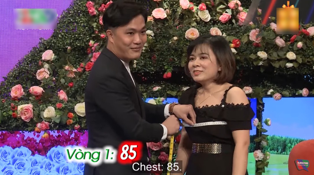 4 4