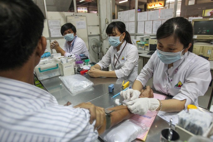 Chỉ số xét nghiệm hơi cao, đừng chủ quan! - Ảnh 1. Chỉ số xét nghiệm hơi cao, đừng chủ quan! - Ảnh 1.