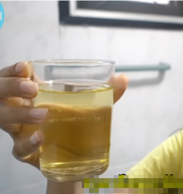 thai-teacher-makes-30-students-drink-his-pee-claims-its-holy-water-from-temple-world-of-buzz-5