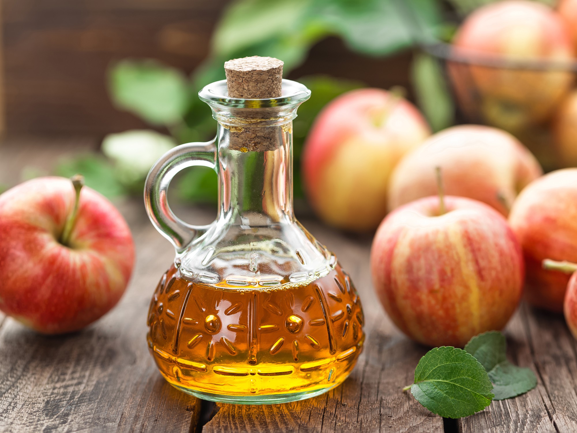 apple-cider-vinegar-old-fashioned-remedy-modern-body