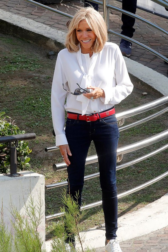 Brigitte-Macron-Day-2-outfit-2-7809-9244-1566968084