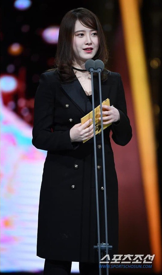 Nghịch lý Goo Hye Sun: Cứ lên đồ “lồng lộn” đi sự kiện thì già đau đớn, ảnh chụp sương sương lại trẻ như gái đôi mươi - Ảnh 8.