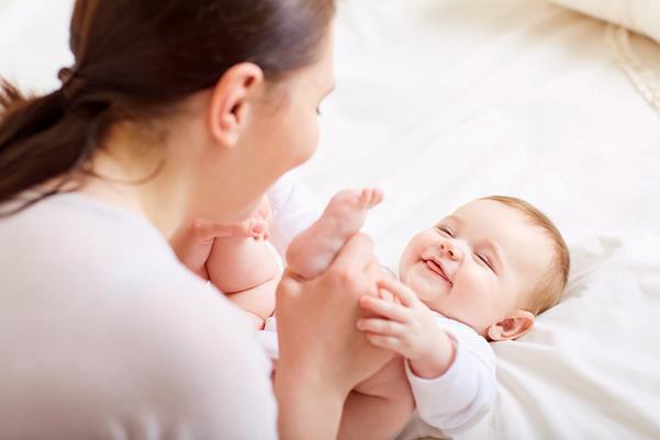 C&aacute;c mẹ Việt &ldquo;bật m&iacute;&rdquo; b&iacute; quyết chọn t&atilde; cho b&eacute; trong giai đoạn lẫy lật - Ảnh 1.