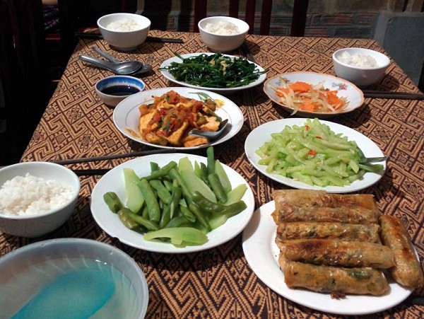 Vietnam-dinning-etiquette-10