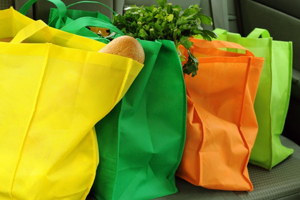 images986015_reusable_shoppingbags_