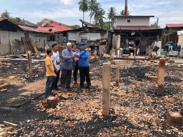 10-year-old-msian-brothers-set-12-houses-on-fire-just-to-see-abang-bomba-world-of-buzz-2