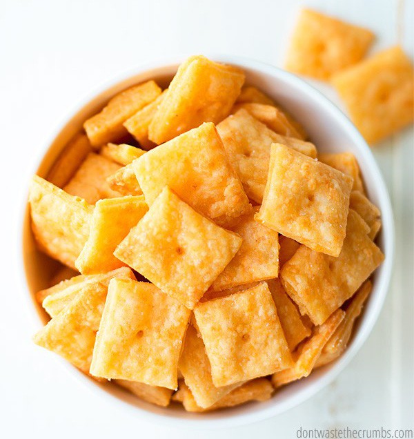 Homemade-Cheez-Its-Cover-1-crop Homemade-Cheez-Its-Cover-1-crop