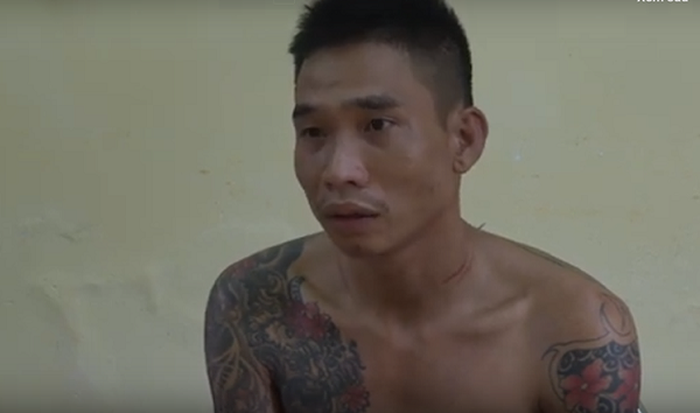 Bắc Ninh: Bắt giữ đối tượng ngáo đá khống chế vợ con, đâm trọng thương Phó trưởng Công an xã - Ảnh 1.