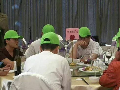 nguoi-yeu-cu nguoi-yeu-cu