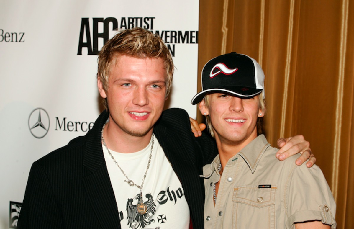 nick-carter-accuses-aaron-carter-of-threatening-to-kill-his-wife