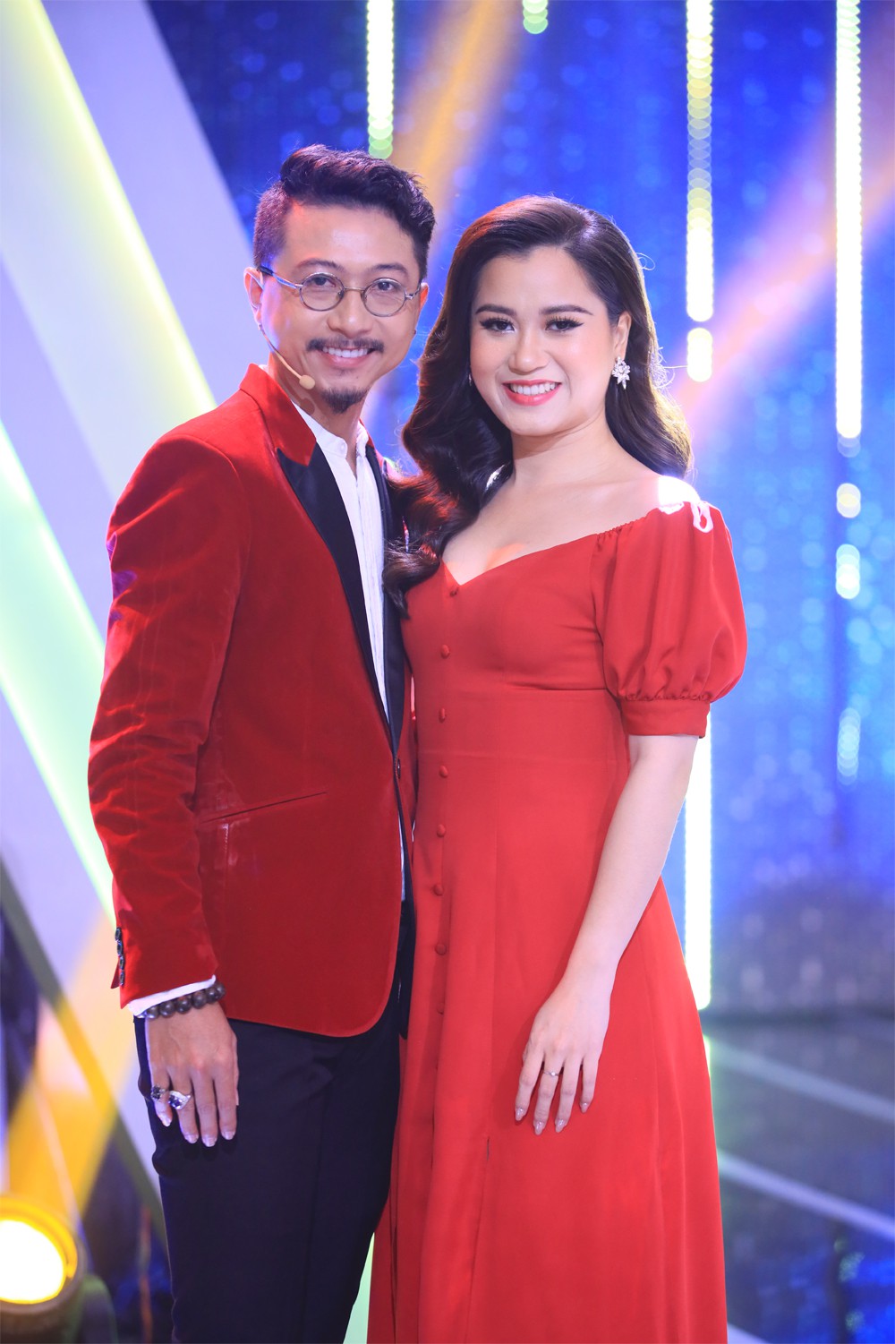1555580782-429-dung-truoc-dan-trai-dep-lam-vy-da-lien-tiep-viechannel_photos-lam-vy-da---hua-minh-dat-1555553489-width1000height1501 1555580782-429-dung-truoc-dan-trai-dep-lam-vy-da-lien-tiep-viechannel_photos-lam-vy-da---hua-minh-dat-1555553489-width1000height1501