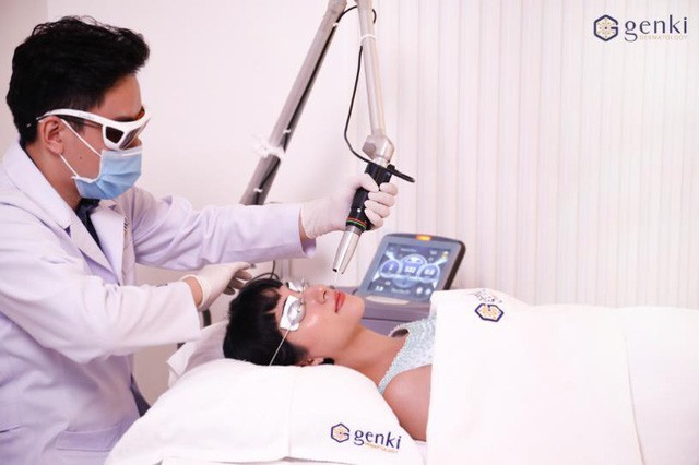 Không còn xấu hổ vì mặt chi chít nám tàn nhang nhờ vào phương pháp trị nám bằng laser - Ảnh 4.