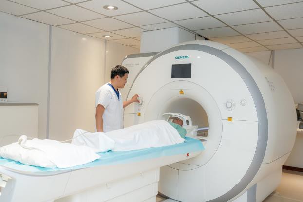 5 máy hiện đại nhất giúp phát hiện ung thư sớm tại Vinmec - Ảnh 6. 5 máy hiện đại nhất giúp phát hiện ung thư sớm tại Vinmec - Ảnh 6.