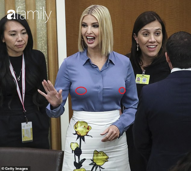 Bao lần không diện nội y, o ép vòng 1 ná thở của Ivanka Trump khiến dân tình ngao ngán chê bai “rẻ tiền” - Ảnh 1. Bao lần không diện nội y, o ép vòng 1 ná thở của Ivanka Trump khiến dân tình ngao ngán chê bai “rẻ tiền” - Ảnh 1.