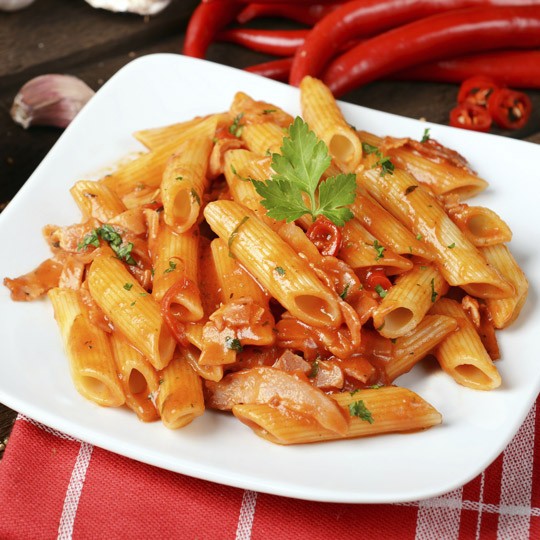 Simply-Organic-Penne-with-Tomato-and-Herbs-Recipe14_540_540_s_c1