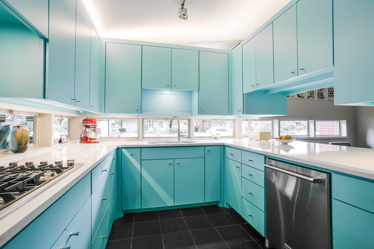 Blue-u-shaped-kitchen