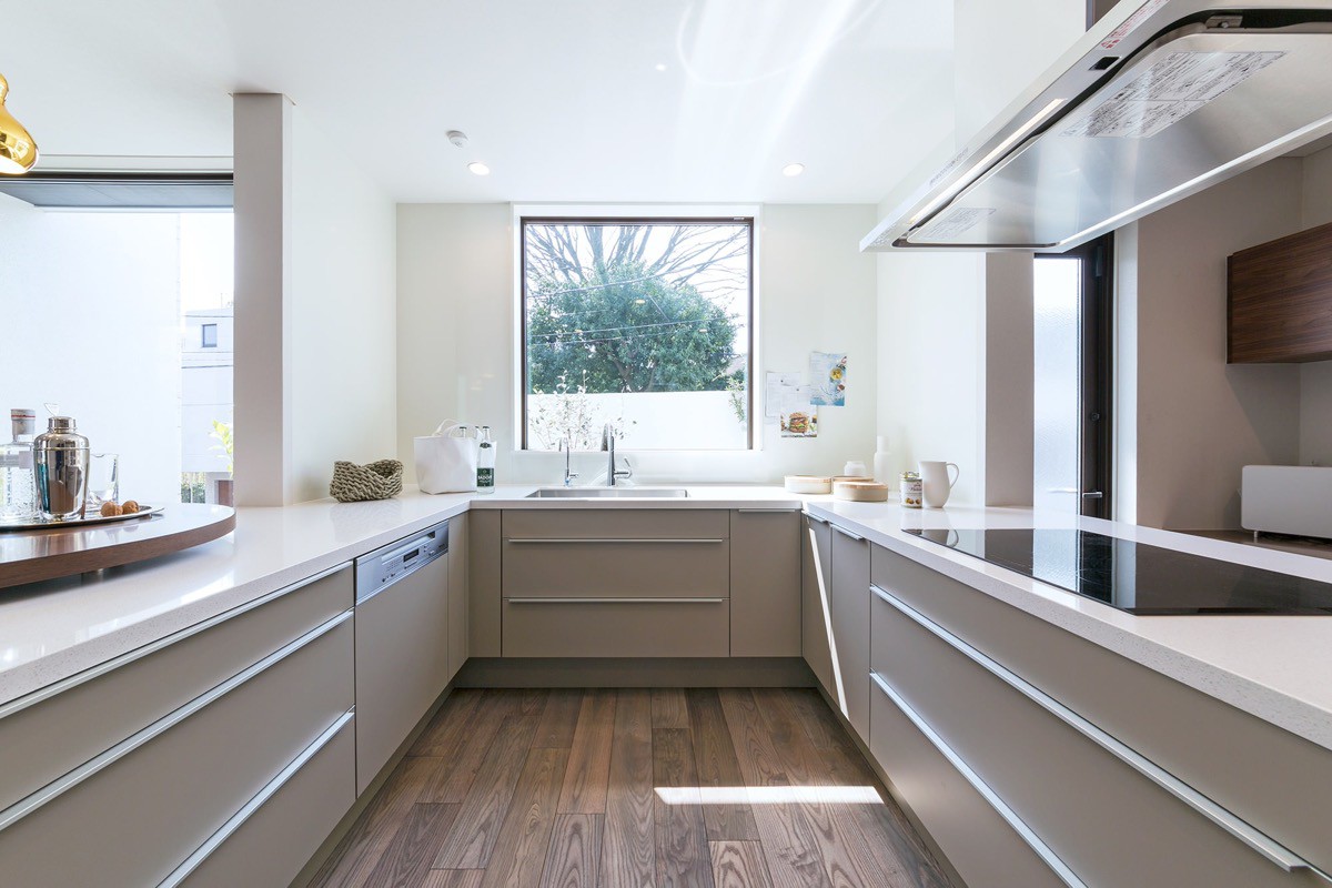 modern-u-shaped-kitchen