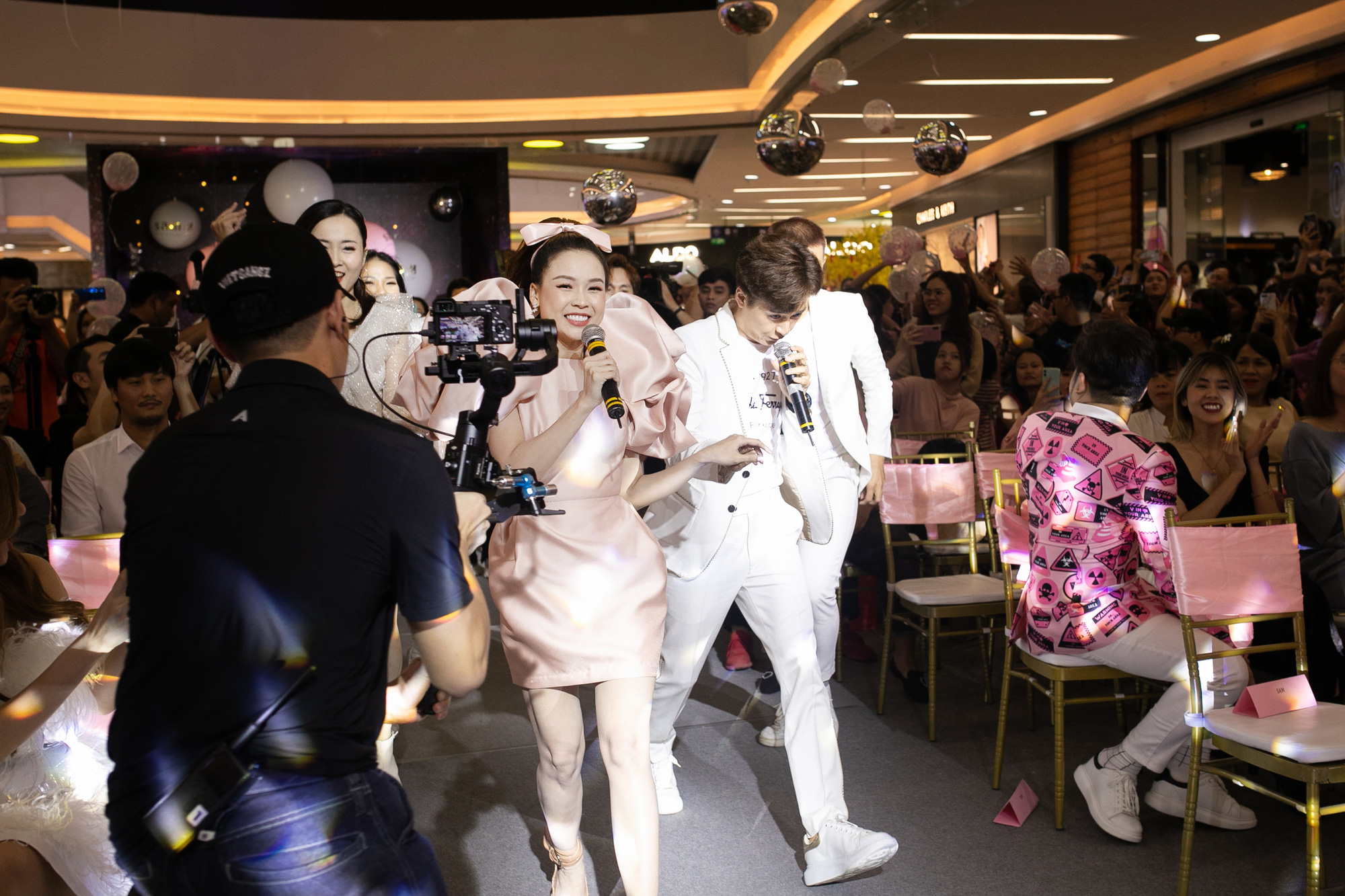 Sam: T&ocirc;i bị đồn đ&atilde; l&agrave;m đ&aacute;m cưới n&ecirc;n bỏ showbiz, thậm ch&iacute; c&ograve;n cho đại gia mượn tiền  - Ảnh 2.