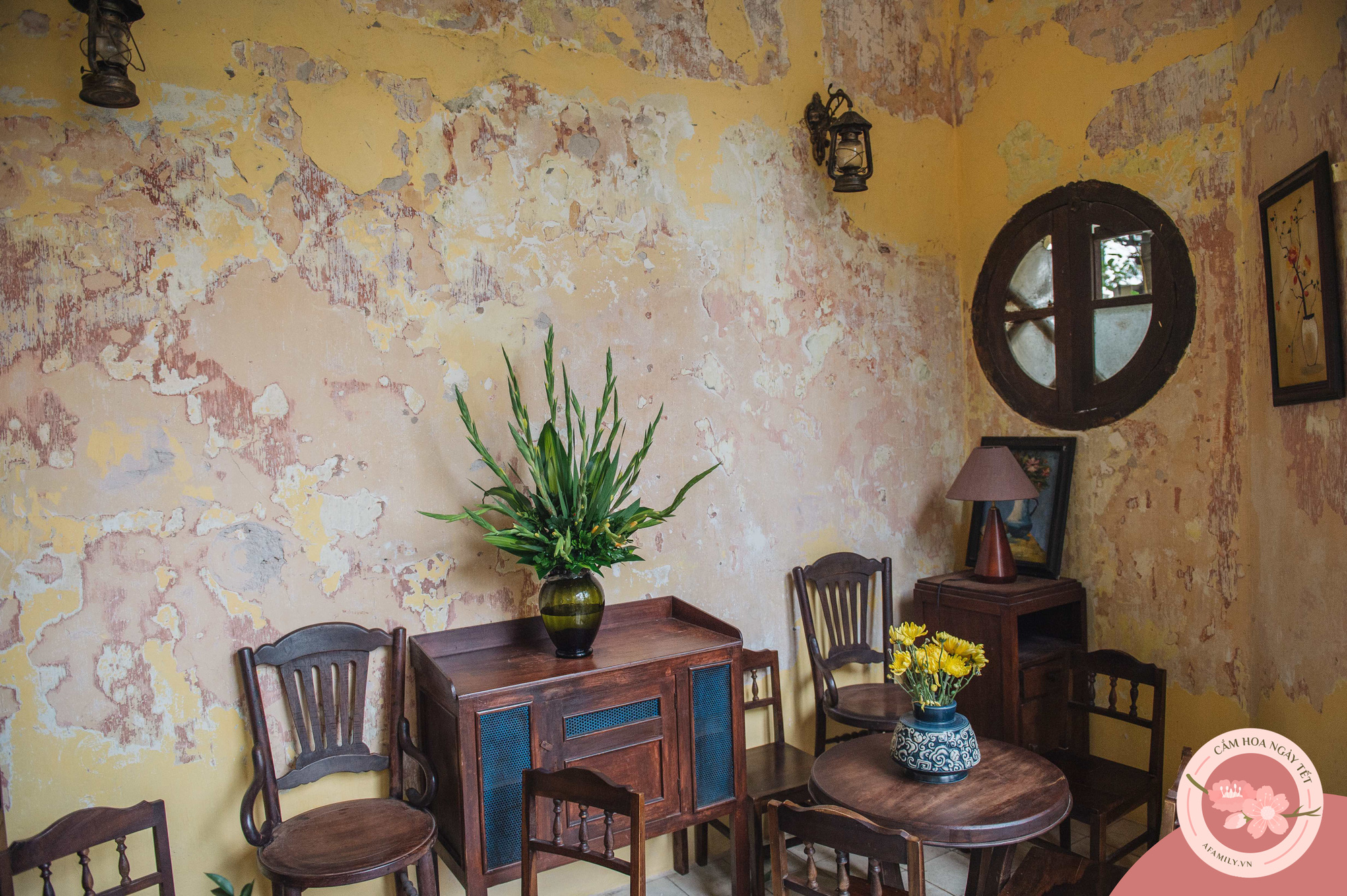 C&aacute;ch cắm hoa lay ơn truyền thống v&agrave; cắm kiểu tay Phật, cứ tưởng kh&oacute; m&agrave; h&oacute;a ra ai cũng cắm được - Ảnh 6.