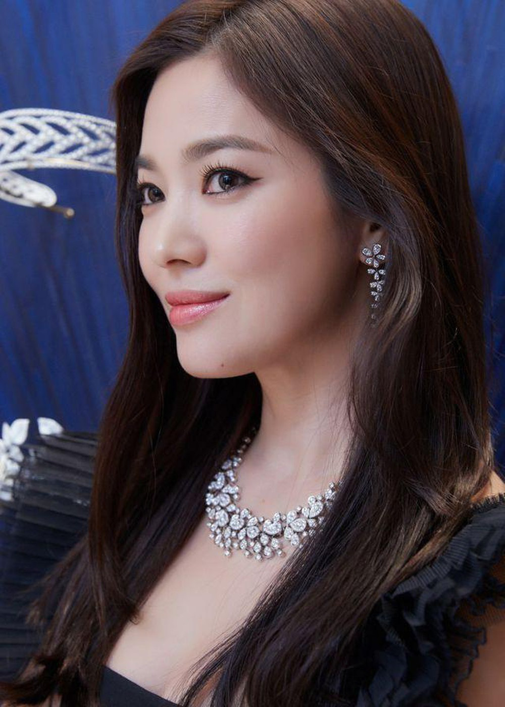 Tuyệt chiêu to son để có được bờ môi gợi cảm mời gọi như Song Hye Kyo - Ảnh 9.