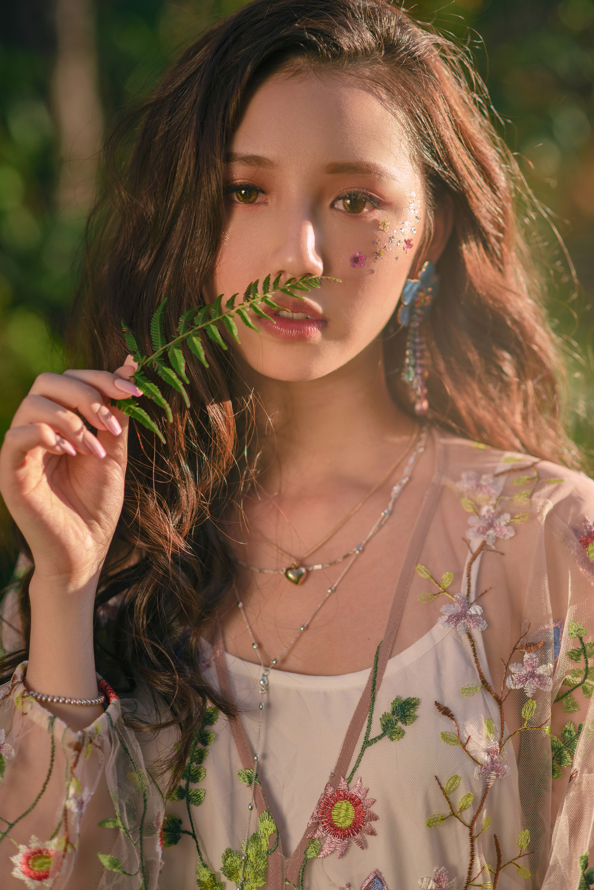 Vpop 2019 c&oacute; qu&aacute; nhiều MV xuất sắc: Kh&ocirc;ng chỉ đẹp về đường h&igrave;nh, hay về đường tiếng, m&agrave; c&ograve;n c&oacute; số view 'si&ecirc;u to khổng lồ' - Ảnh 18.