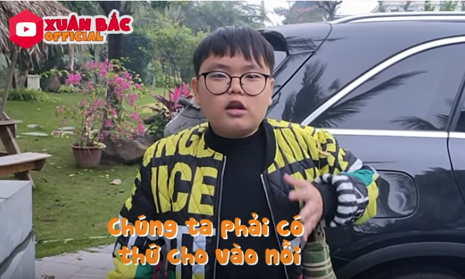 Bi béo hùng hồn thuyết trình cách gói bánh chưng ngày Tết, mới câu mở đầu đã khiến bố Xuân Bắc ngã ngửa vì lầy lội hết phần thiên hạ - Ảnh 3.