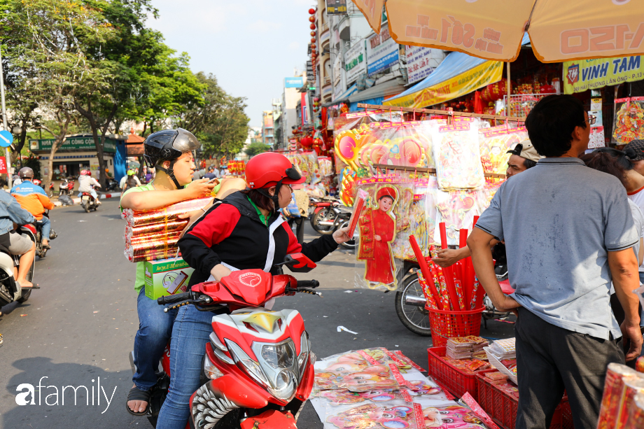 &quot;Bán đại đặng về ăn Tết&quot; kiểu tiểu thương Sài Gòn - Không nói thách, không nhiều lời, được giá hốt luôn anh đẹp trai, chị đẹp gái ơi! - Ảnh 5.