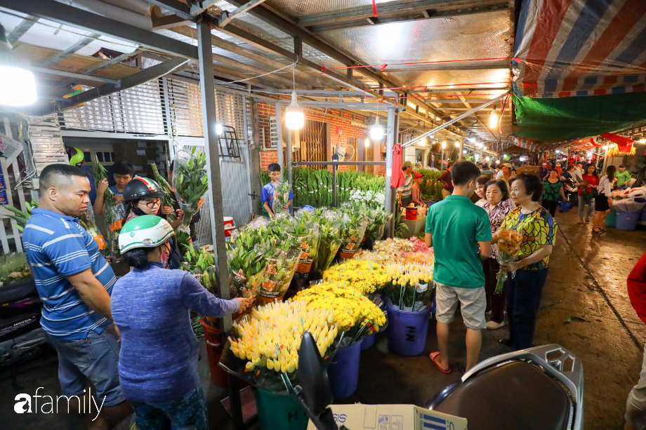 &quot;Bán đại đặng về ăn Tết&quot; kiểu tiểu thương Sài Gòn - Không nói thách, không nhiều lời, được giá hốt luôn anh đẹp trai, chị đẹp gái ơi! - Ảnh 15.