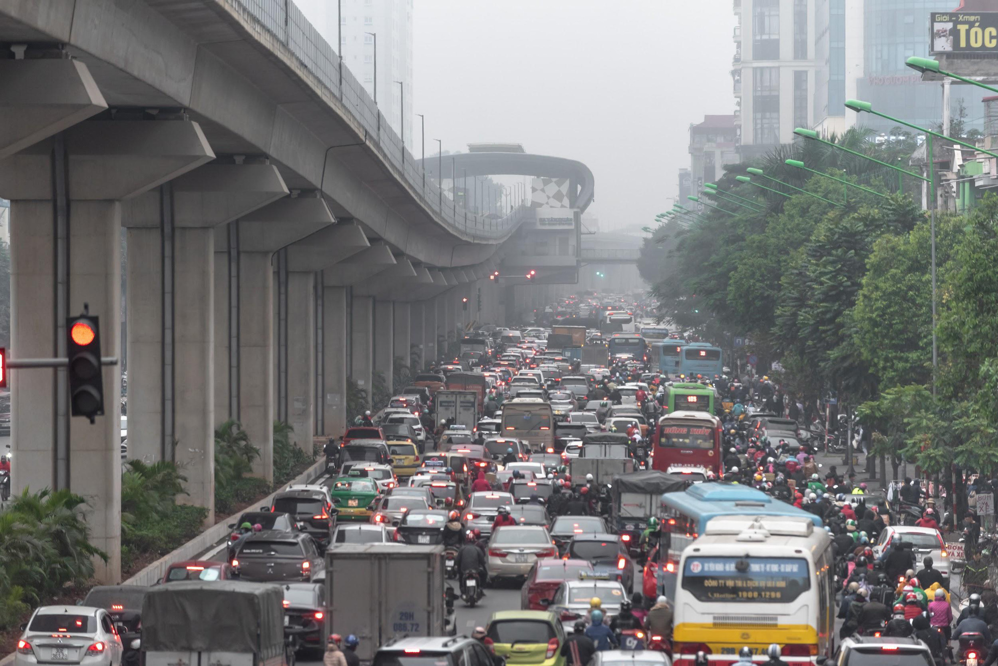 Mỗi năm, người Việt đi xe m&aacute;y trung b&igrave;nh 7.800 km - Ảnh 2.