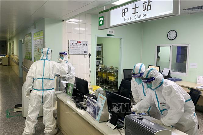 Trung Quốc xác nhận ca tử vong thứ 2 do virus corona ở ngoài vùng dịch - Ảnh 1.