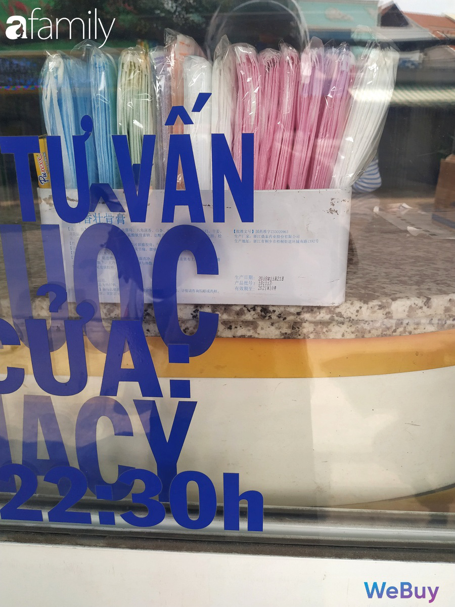 Sài Gòn ngày chống corona: siêu thị, hiệu thuốc cháy hàng, khách muốn mua phải chờ sang tuần sau - Ảnh 10.