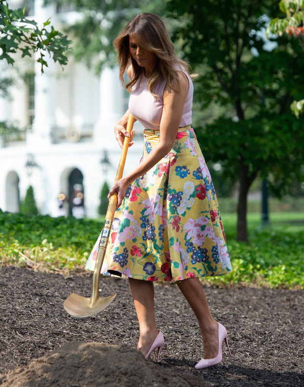 Từng nhiều lần bị công chúng chê cười nhưng khi Melania Trump nói ra quan điểm dạy trẻ của mình, ai cũng đồng tình, vỗ tay khen ngợi - Ảnh 4.