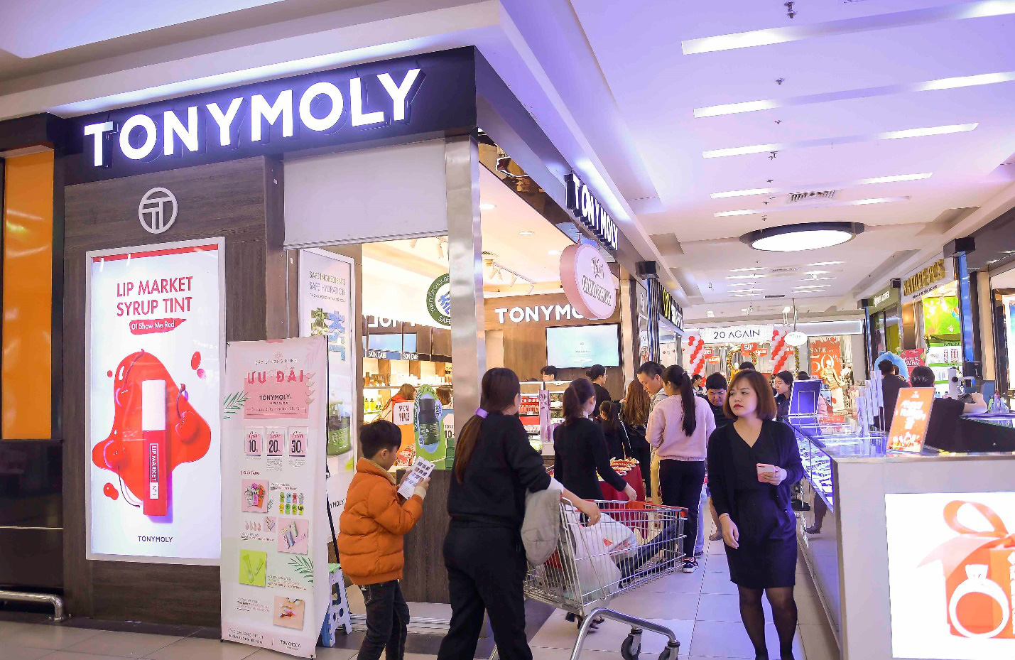 Tưng bừng khai trương Tonymoly tại Việt Nam - Ảnh 1.