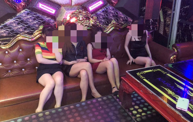 Quảng Nam: Xử phạt nhiều hotgirl phê ma túy trong quán karaoke - Ảnh 1.
