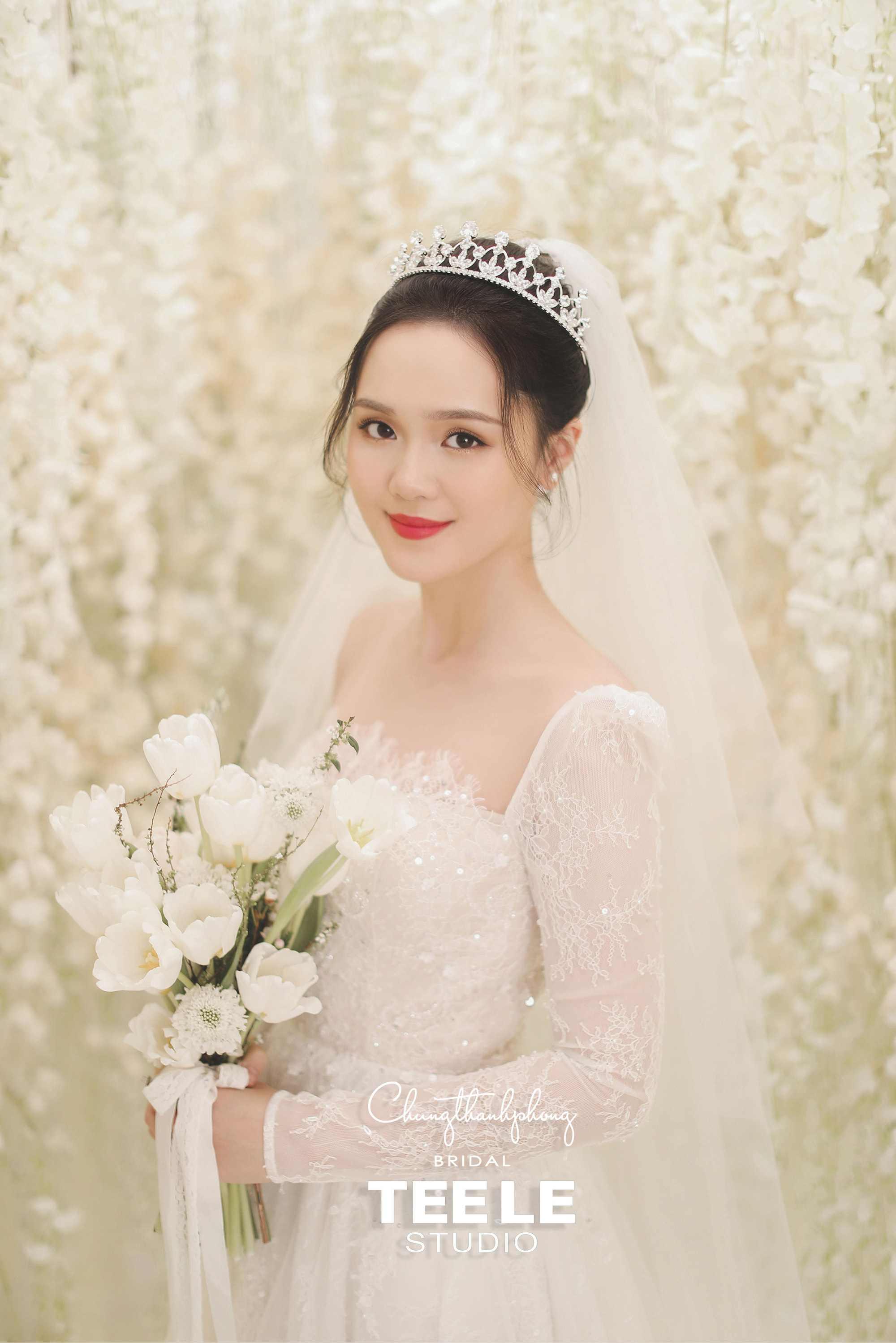 Chung Thanh Phong thực hiện trang phục cưới cho cặp đôi Duy Mạnh – Quỳnh Anh gói gọn trong 1 tuần - Ảnh 3.