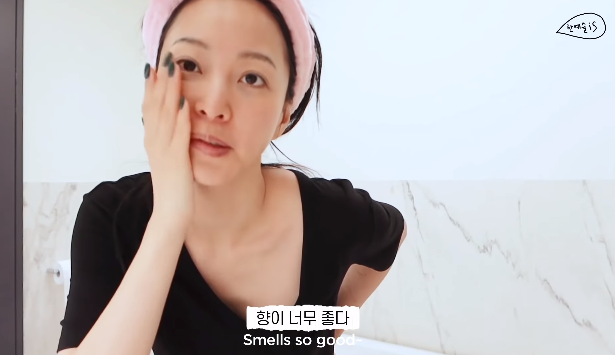 39 tuổi vẫn trẻ như gái đôi mươi, Han Ye Seul tiết lộ cách chăm da gây sốc: Thường không tẩy trang buổi tối, dồn hết nỗ lực skincare vào buổi sáng - Ảnh 4.