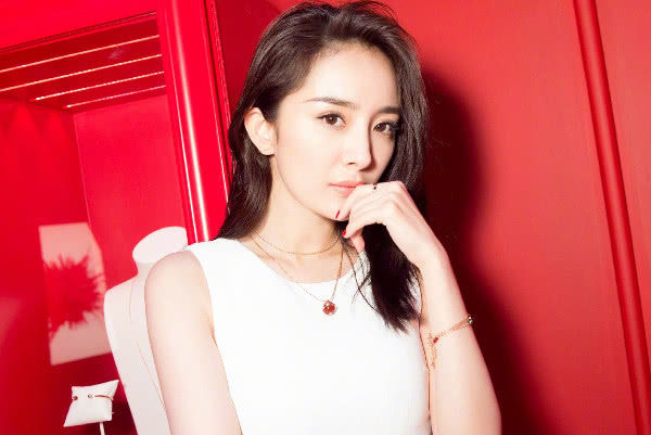 Những quy tắc ngầm mới trong Cbiz: Tuyệt đối không mời Dương Tử đi ăn uống, không thử sức kiên nhẫn với Dương Mịch - Ảnh 2. Những quy tắc ngầm mới trong Cbiz: Tuyệt đối không mời Dương Tử đi ăn uống, không thử sức kiên nhẫn với Dương Mịch - Ảnh 2.