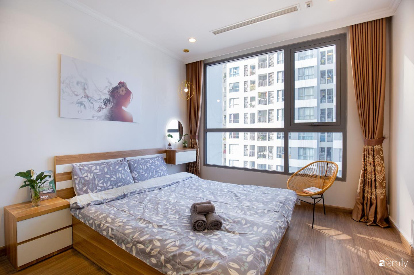 Thiết kế đơn giản với nội thất tiện nghi, căn hộ 53m2 trên tầng cao khiến nhiều người ao ước sở hữu ở Hà Nội - Ảnh 11.
