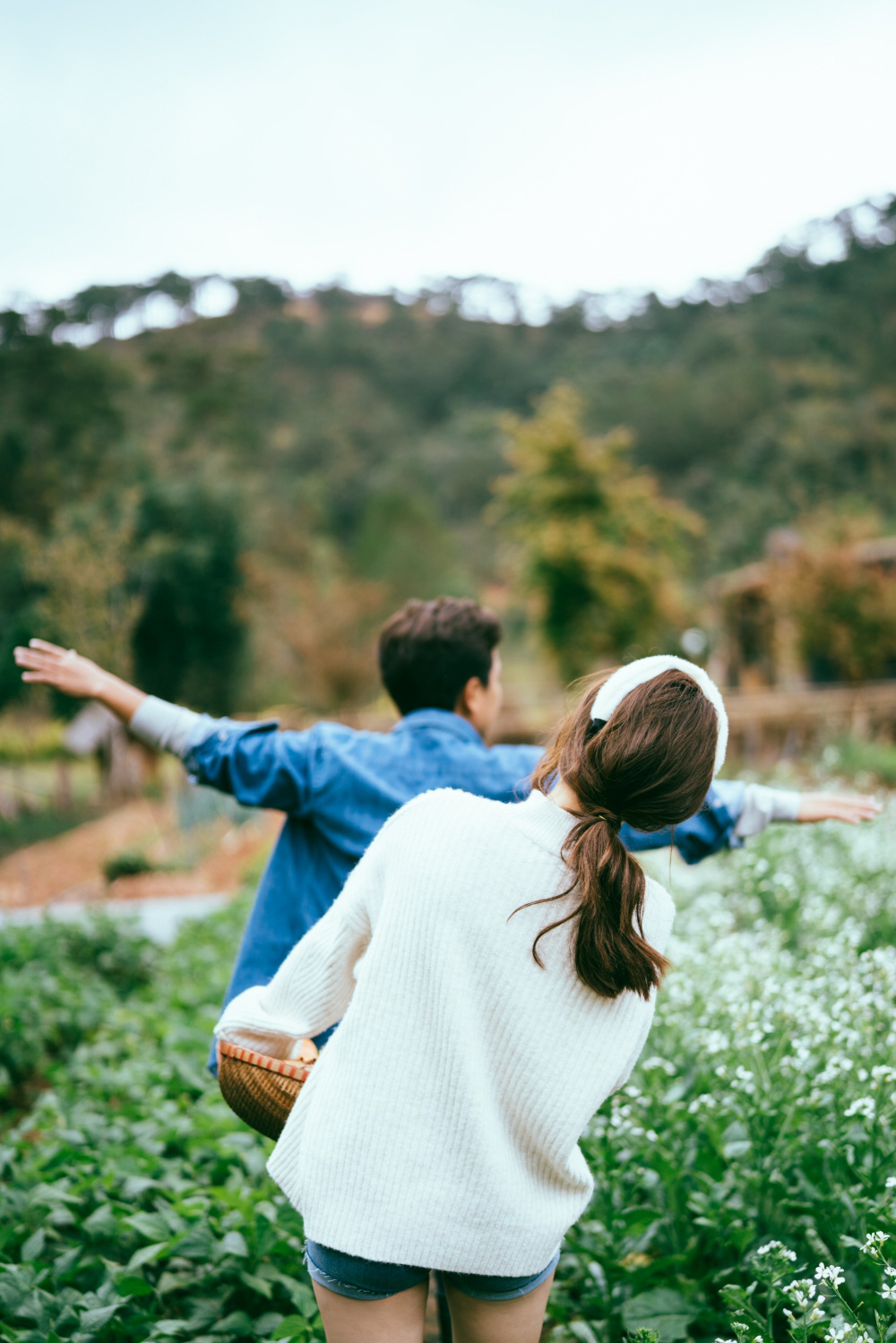 Ngọt ngào bên nhau trong ngày Valentine, Trường Giang và Nhã Phương lần đầu tiết lộ cuộc sống đời thường giản dị đến bất ngờ - Ảnh 7. Ngọt ngào bên nhau trong ngày Valentine, Trường Giang và Nhã Phương lần đầu tiết lộ cuộc sống đời thường giản dị đến bất ngờ - Ảnh 7.