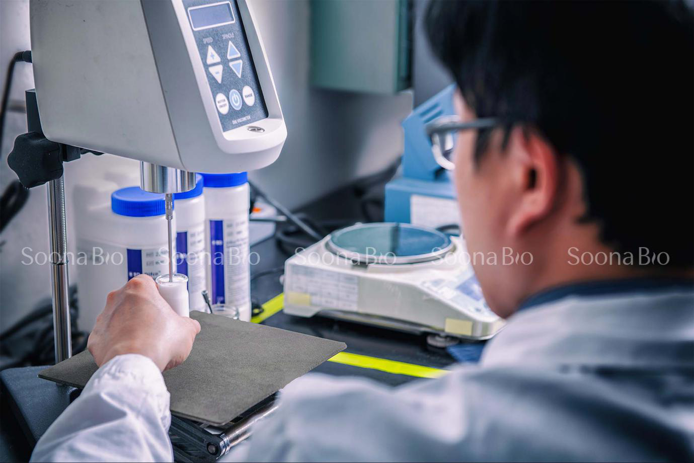 Tiên phong ứng dụng thành công công nghệ sinh học vào sản xuất tinh chất nhau thai cừu - Ảnh 2. Tiên phong ứng dụng thành công công nghệ sinh học vào sản xuất tinh chất nhau thai cừu - Ảnh 2.