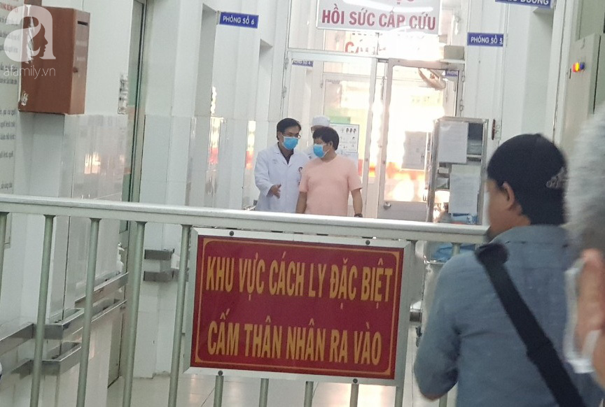 TP.HCM: 2 thuỷ thủ người Việt từ chiếc tàu đi qua vùng dịch Covid-19 được đưa vào BV dã chiến Củ Chi - Ảnh 1.