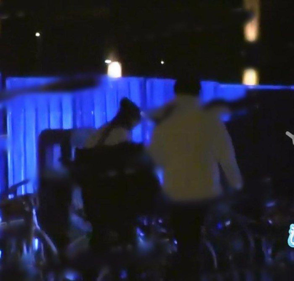 "Đông Hoa đế quân" Cao Vỹ Quang: Tình sử phong phú khác hẳn với vai diễn trong phim! - Ảnh 9. "Đông Hoa đế quân" Cao Vỹ Quang: Tình sử phong phú khác hẳn với vai diễn trong phim! - Ảnh 9.