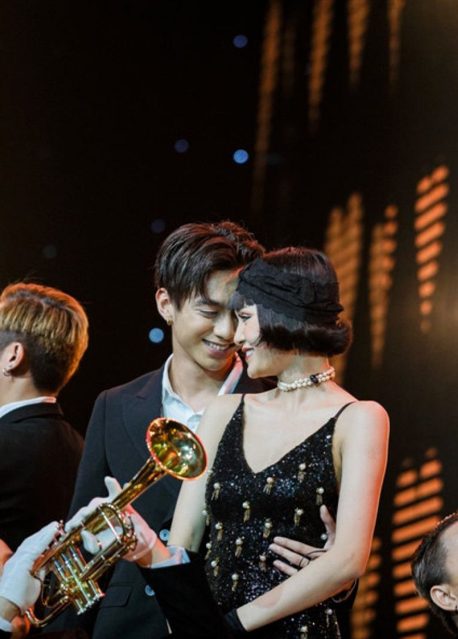 Hiền Hồ: Từ Cô Gái Bị Tóc Tiên Bỏ Rơi Ở The Voice Đến Mỹ Nữ Tạo Hit Của  Showbiz