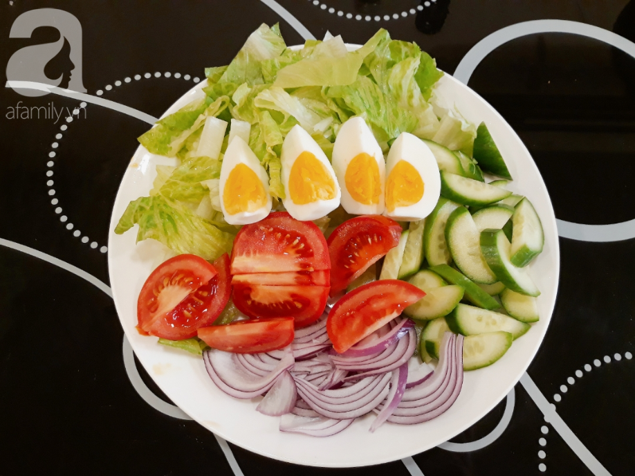 Mỗi ngày ăn một đĩa salad này thì không chỉ nhanh giảm cân mà da bạn còn căng mịn nữa! - Ảnh 2.