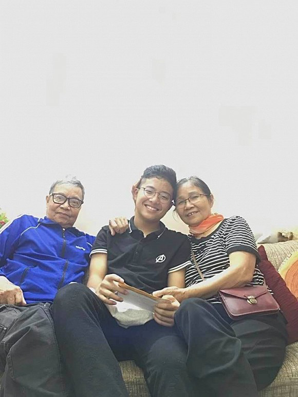 MC Thảo Vân tiết lộ con trai được ông nội tặng "tài sản quý giá" mà NSND Công Lý đã từng xin nhưng bị từ chối - Ảnh 1. MC Thảo Vân tiết lộ con trai được ông nội tặng "tài sản quý giá" mà NSND Công Lý đã từng xin nhưng bị từ chối - Ảnh 1.