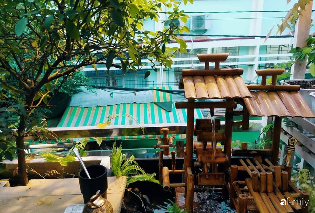 Ngôi nhà đẹp yên bình và lãng mạn nhờ người đàn ông đảm đang tự decor vườn và trồng đủ loại hồng ở Sài Gòn - Ảnh 11.