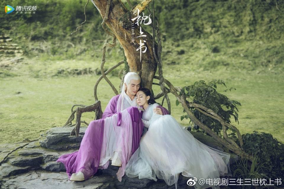 "Tam sinh tam thế Chẩm thượng thư": Lộ diện con trai của Phượng Cửu - Đông Hoa, vừa sinh ra tóc đã trắng giống hệt cha - Ảnh 5. "Tam sinh tam thế Chẩm thượng thư": Lộ diện con trai của Phượng Cửu - Đông Hoa, vừa sinh ra tóc đã trắng giống hệt cha - Ảnh 5.