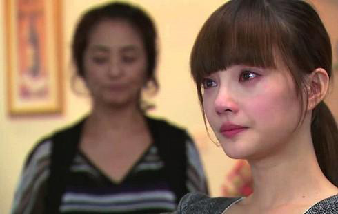 Đêm tân hôn chú rể thì thầm "chơi trốn tìm trước khi động phòng em nhé", cô dâu lúc mở mắt đi tìm thì đứng không vững - Ảnh 2. Đêm tân hôn chú rể thì thầm "chơi trốn tìm trước khi động phòng em nhé", cô dâu lúc mở mắt đi tìm thì đứng không vững - Ảnh 2.