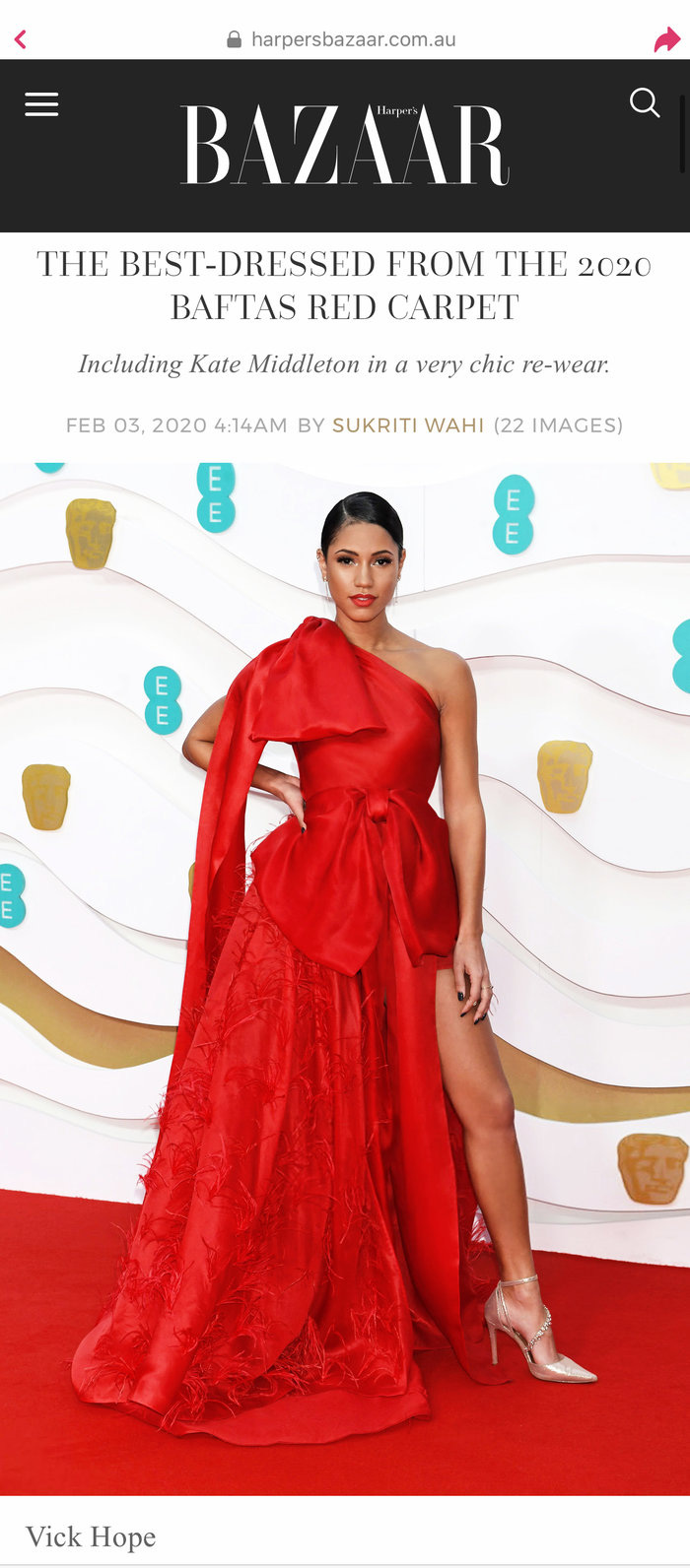 Bộ đầm đỏ rực rỡ của NTK Việt được vinh danh là một trong những thiết kế đẹp nhất trên thảm đỏ BAFTA 2020 - Ảnh 5.