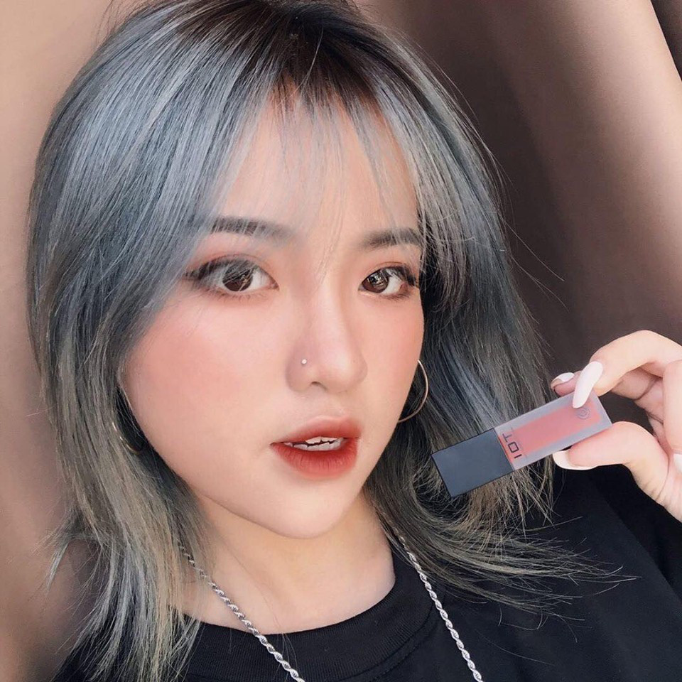 Truy tìm BST son Velvet Tint sở hữu toàn màu cực chảnh, đến cả màu hồng cũng không sến nổi - Ảnh 4.